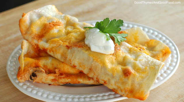 Creamy Chicken Enchiladas