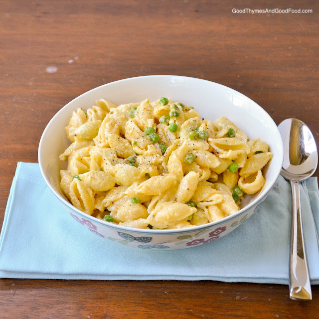 Mac and Cheese with Peas